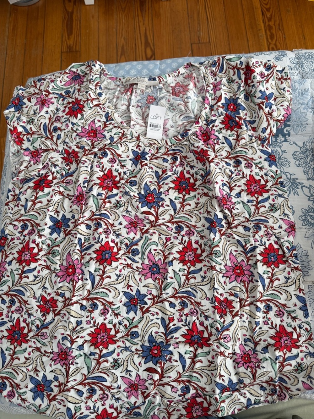 LOFT White Floral Short Sleeve Blouse with Red, Pink & Blue Flowers